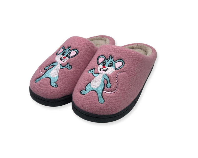 Girls pink slippers (30-35)